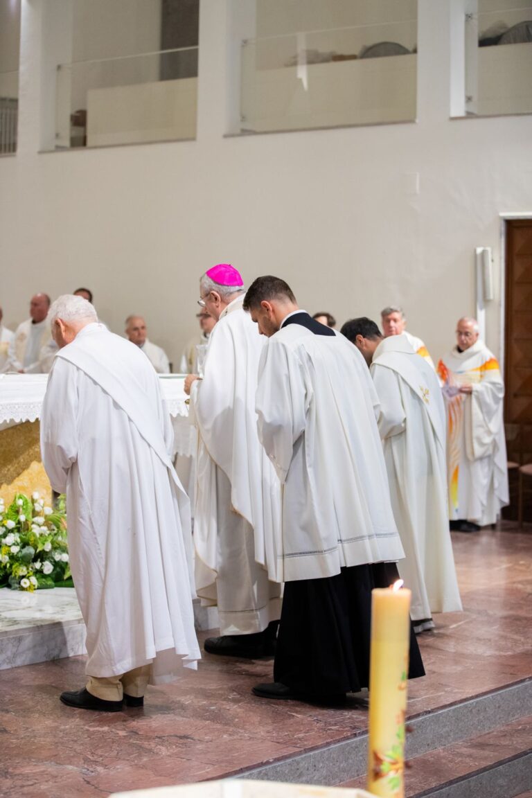 I riti di introduzione all’altare – Chiesa Buon Pastore, Bari, 29 settembre 2026