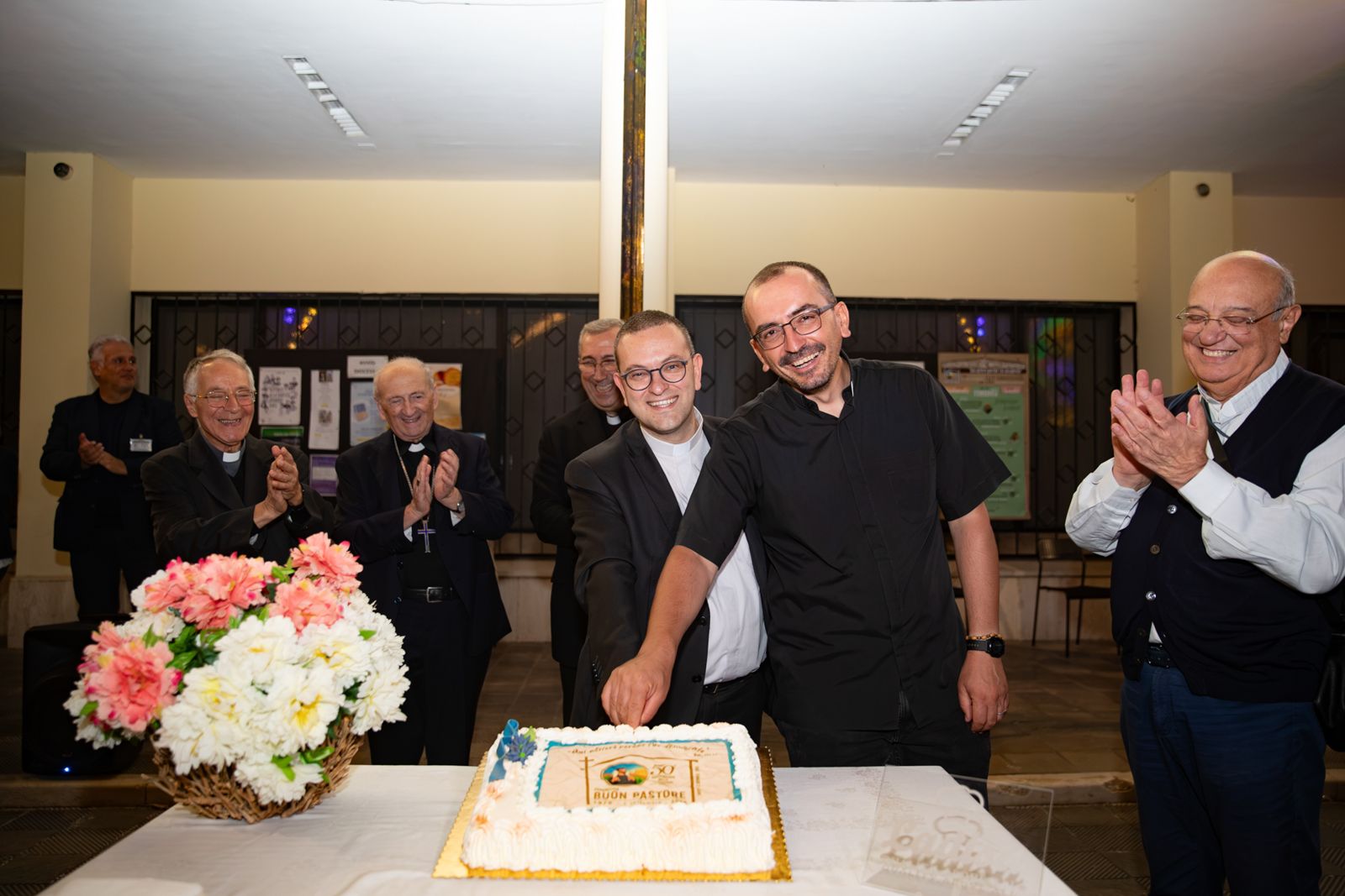 Il taglio della torta del 50° dalla fondazione della Chiesa Buon Pastore – Chiesa Buon Pastore, Bari, 29 settembre 2026